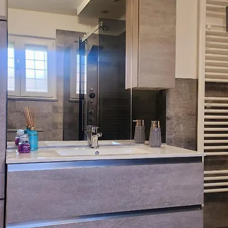 Valentina 3* Madonna dellʼAcqua